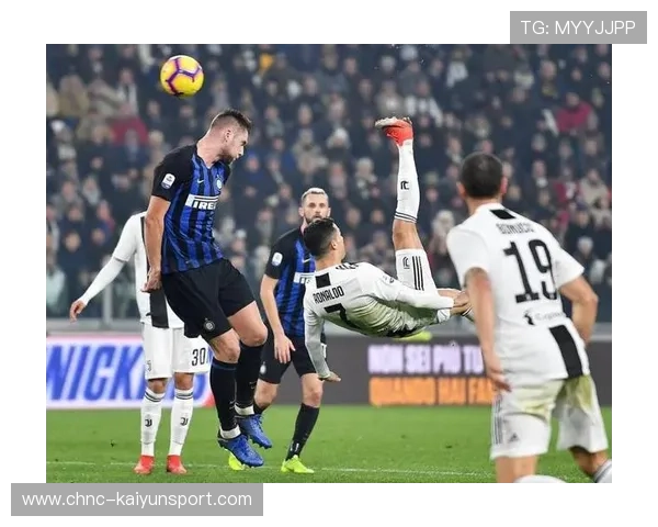 意甲尤文角球再显威力,门前高点成制胜要素