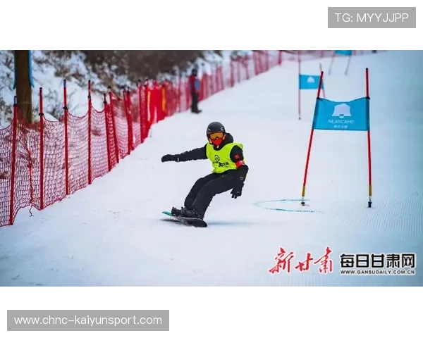冰雪运动学院完善儿童滑雪安全教育教材，滑雪 儿童