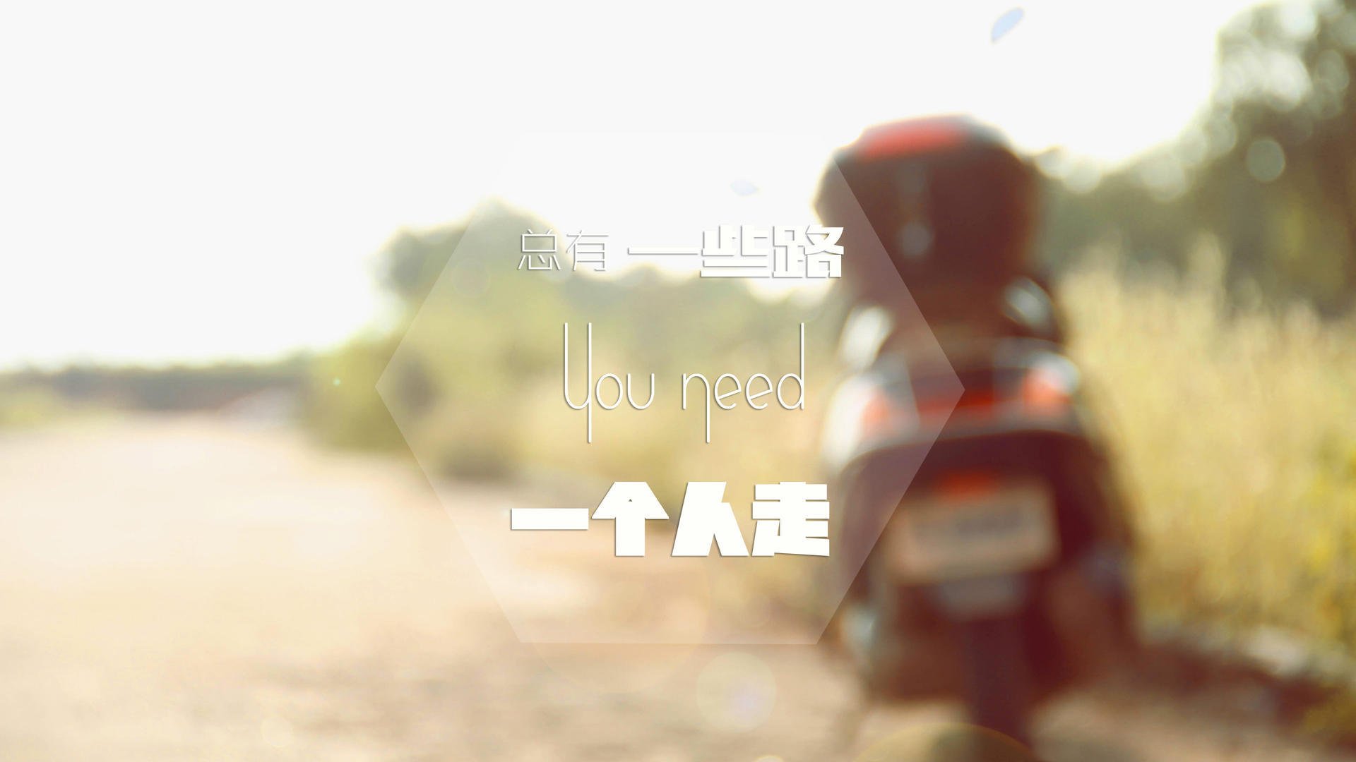 朱婷与小球员合影鼓励勇敢追梦,朱婷和队友互动